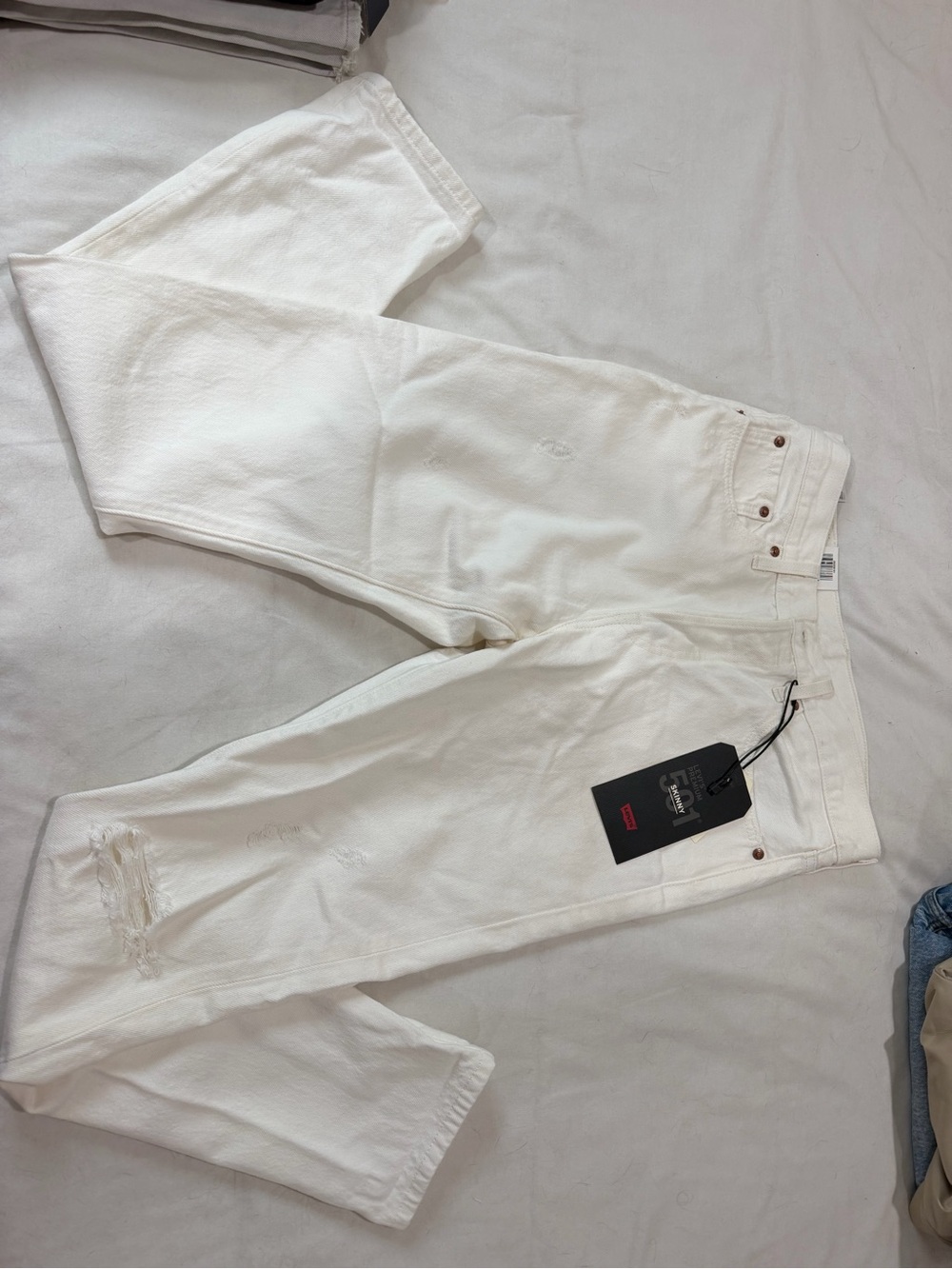 Levi’s White Skinny Straight-Leg Jeans